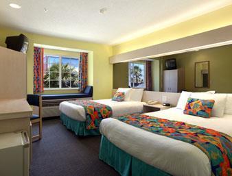 Microtel Inn & Suites By Wyndham Carolina Beach Bilik gambar
